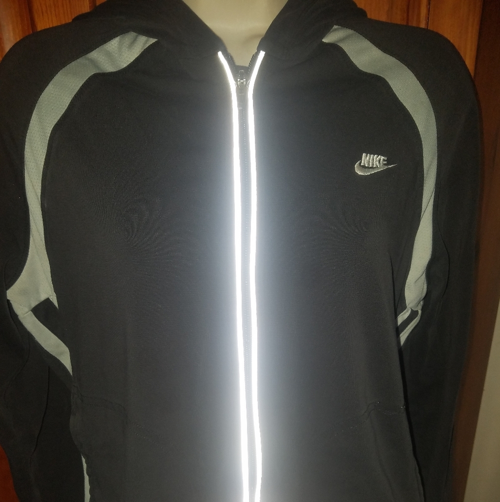 Nike DriFit Black Sweatshirt